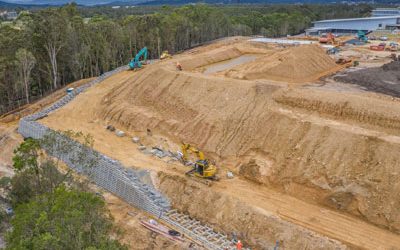 Coomera state school retaining wall construction video